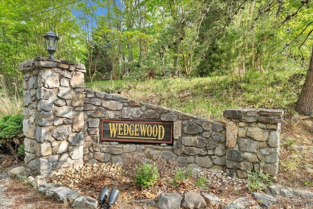 290 Silver Shadow RD, Hardy, VA 24101