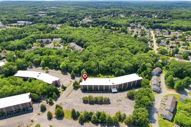 650 East Greenwich Avenue 5-201, West Warwick, RI 02893