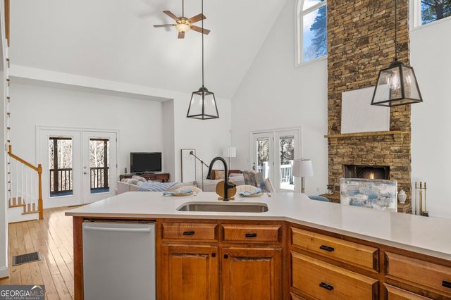 326 Seldom Seen Trail, Canton, GA 30115