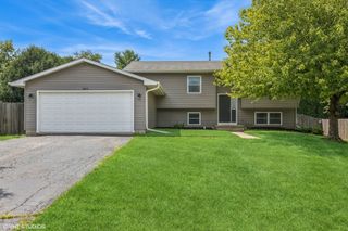 1015 Bonita Lane, Mchenry, IL 60050