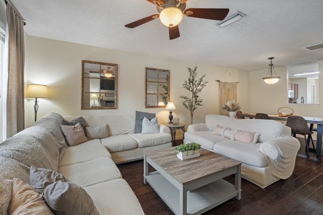 5830 Monroe Xing, Antioch, TN 37013
