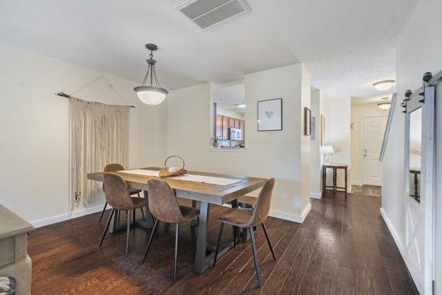 5830 Monroe Xing, Antioch, TN 37013
