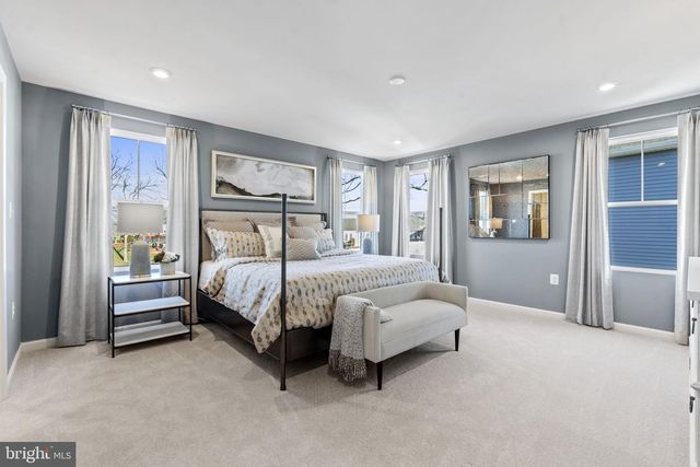 217 TAFT AVE, Ranson, WV 25438