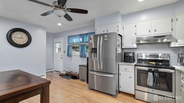 29 Cornell Street, Avenel, NJ 07001