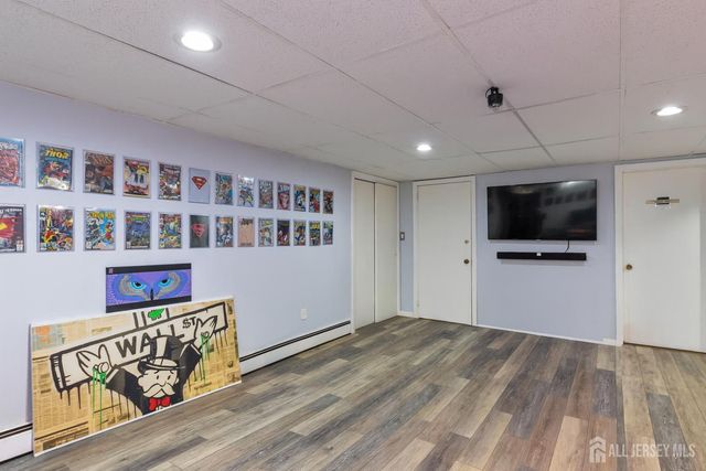 29 Cornell Street, Avenel, NJ 07001