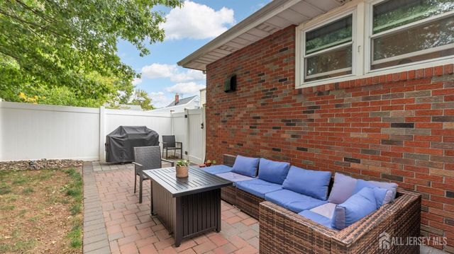 29 Cornell Street, Avenel, NJ 07001