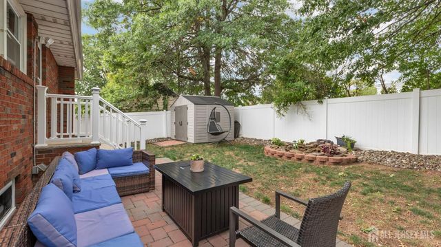 29 Cornell Street, Avenel, NJ 07001