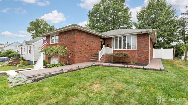 29 Cornell Street, Avenel, NJ 07001