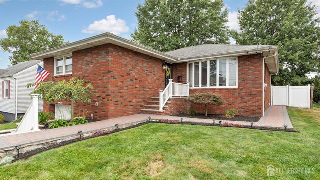 29 Cornell Street, Avenel, NJ 07001