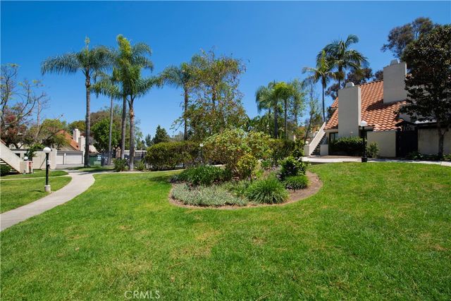 333 N Melrose Drive E, Vista, CA 92083