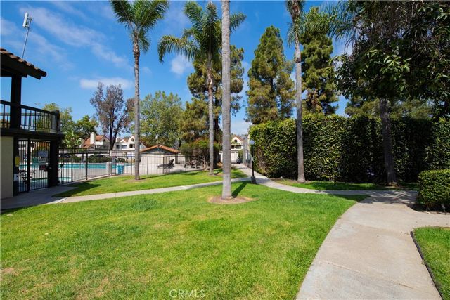 333 N Melrose Drive E, Vista, CA 92083