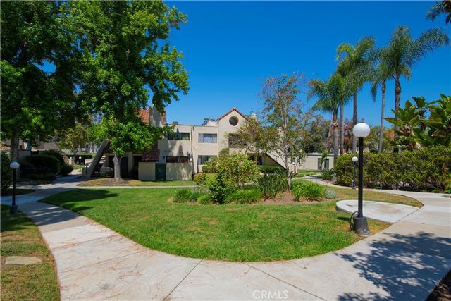 333 N Melrose Drive E, Vista, CA 92083