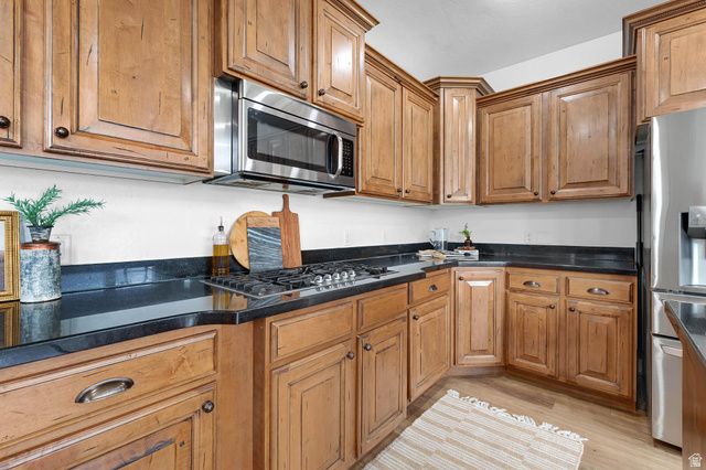 2177 S CENTENNIAL BLVD, Saratoga Springs, UT 84045