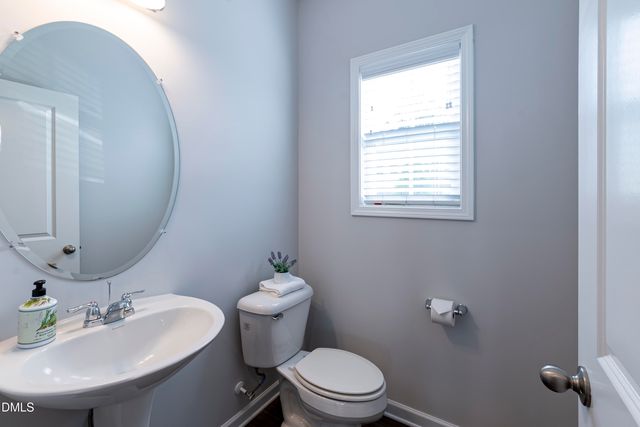 804 Oak Center Drive, Raleigh, NC 27610