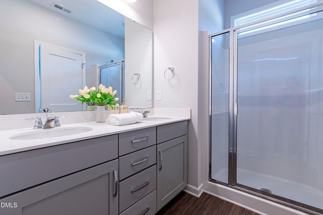 804 Oak Center Drive, Raleigh, NC 27610