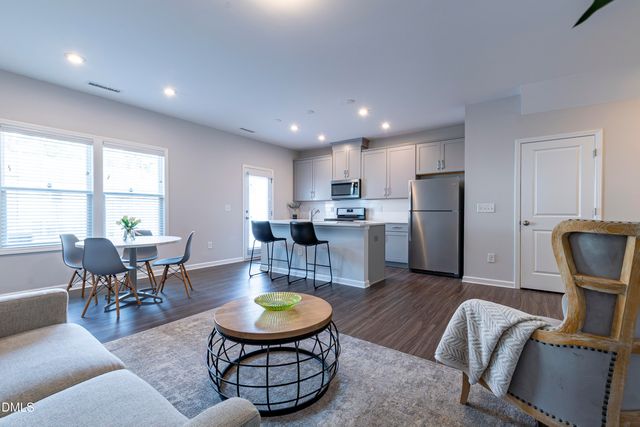 804 Oak Center Drive, Raleigh, NC 27610