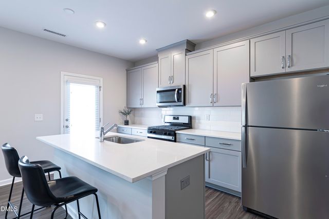 804 Oak Center Drive, Raleigh, NC 27610