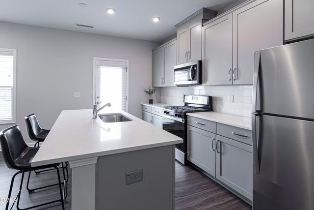 804 Oak Center Drive, Raleigh, NC 27610