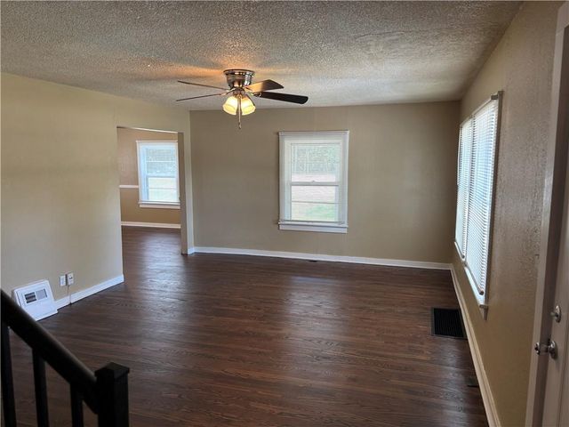 4210 DR GREAVES Road, Grandview, MO 64030