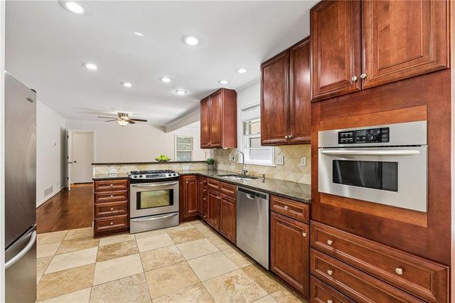 6608 Ridge Moore Drive, Atlanta, GA 30360