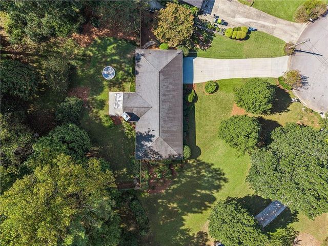 6608 Ridge Moore Drive, Atlanta, GA 30360