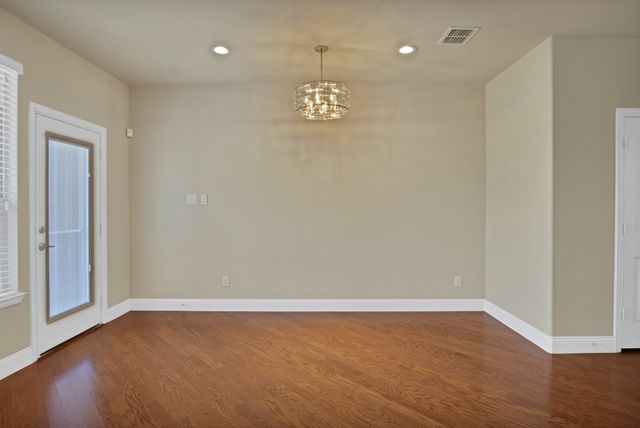 2665 Villa Di Lago 1, Grand Prairie, TX 75054