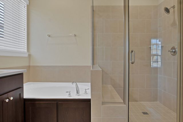 2665 Villa Di Lago 1, Grand Prairie, TX 75054