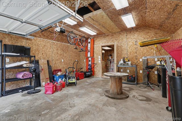 34728 Pardo Street, Westland, MI 48185