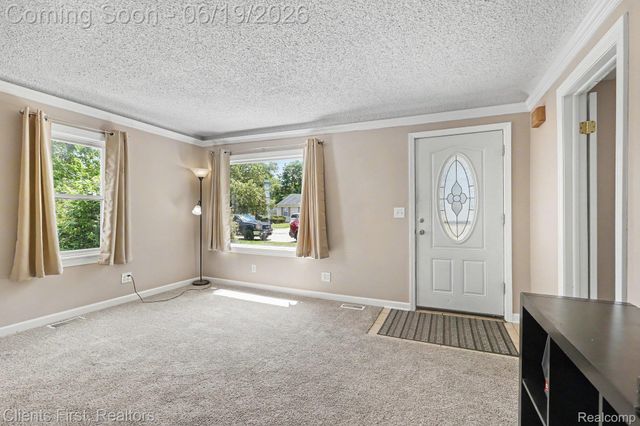 34728 Pardo Street, Westland, MI 48185