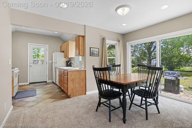 34728 Pardo Street, Westland, MI 48185