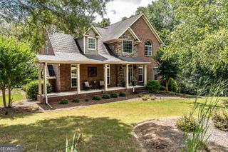 255 Meadow Lakes Boulevard, Cedartown, GA 30125