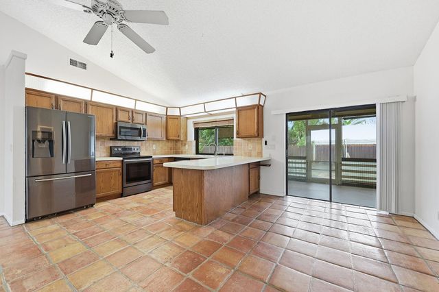 708 Dixie Lane, West Palm Beach, FL 33415