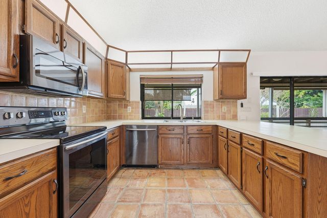 708 Dixie Lane, West Palm Beach, FL 33415