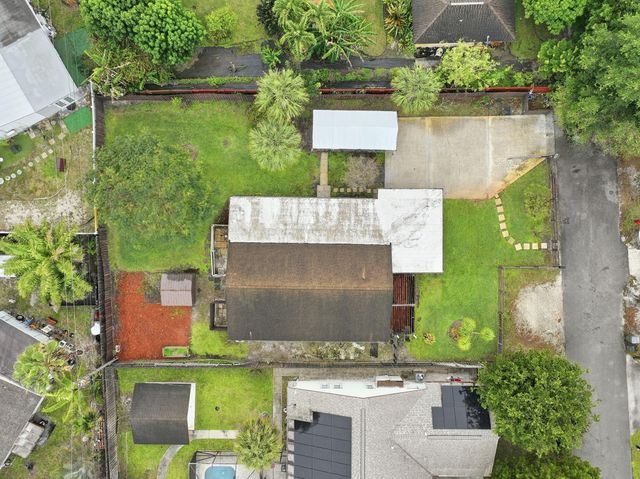 708 Dixie Lane, West Palm Beach, FL 33415