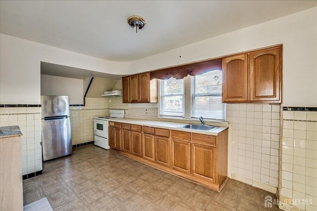 312 Rhode Island Avenue, East Orange, NJ 07018