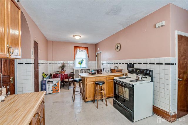 312 Rhode Island Avenue, East Orange, NJ 07018