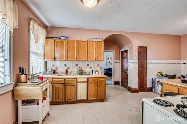 312 Rhode Island Avenue, East Orange, NJ 07018