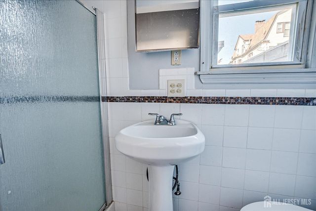 312 Rhode Island Avenue, East Orange, NJ 07018