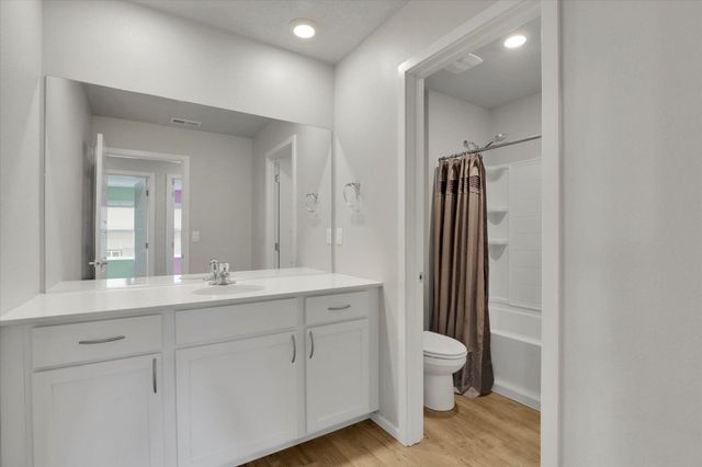 20766 E Valley Vista Dr, Liberty Lake, WA 99019