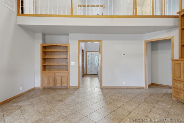 26997 E 161st Street S, Coweta, OK 74429