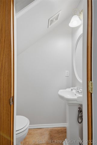 26997 E 161st Street S, Coweta, OK 74429