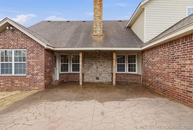 26997 E 161st Street S, Coweta, OK 74429