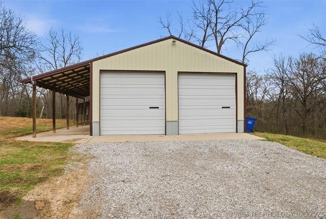 26997 E 161st Street S, Coweta, OK 74429
