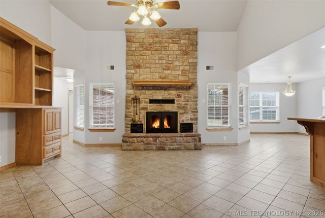 26997 E 161st Street S, Coweta, OK 74429