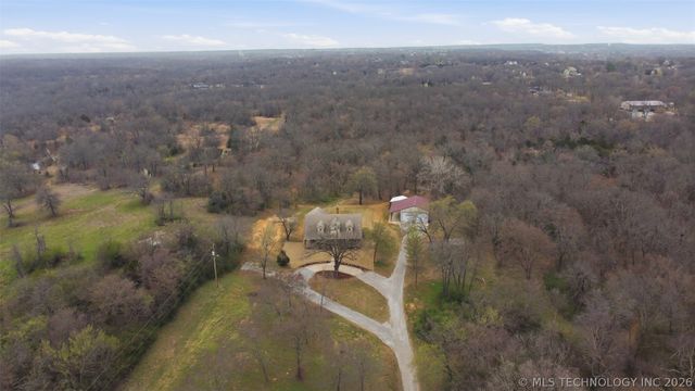 26997 E 161st Street S, Coweta, OK 74429