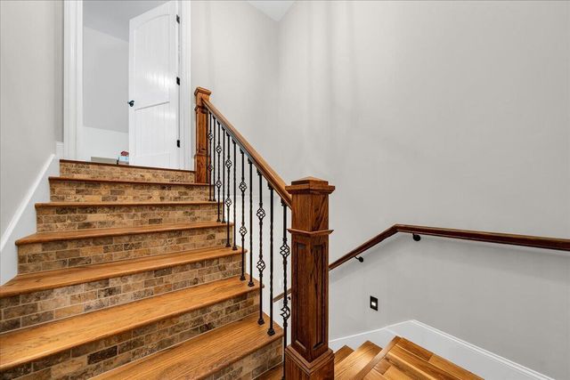 275 Wilderness Drive, Jasper, TN 37347