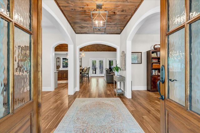 275 Wilderness Drive, Jasper, TN 37347