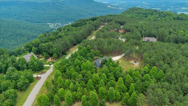 275 Wilderness Drive, Jasper, TN 37347