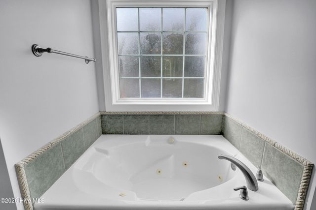 444 Little Kinston Road, Nakina, NC 28455