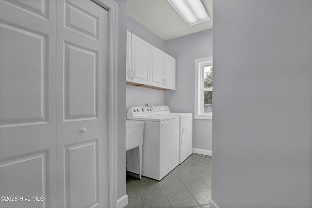 444 Little Kinston Road, Nakina, NC 28455